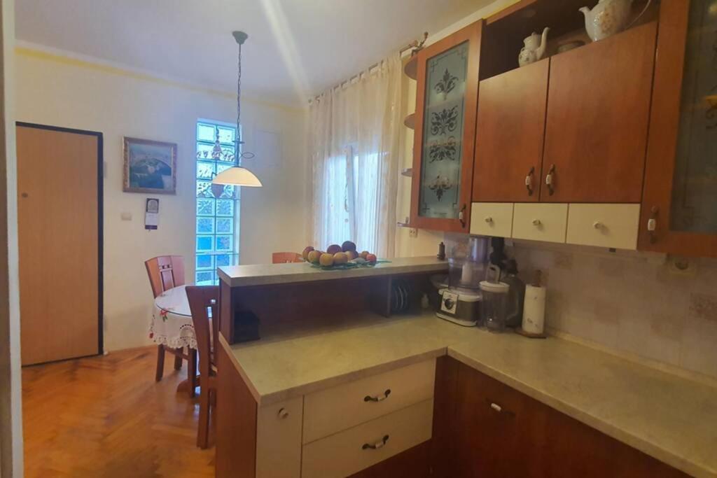 Apartment Diva Deluxe Подстрана Екстериор снимка